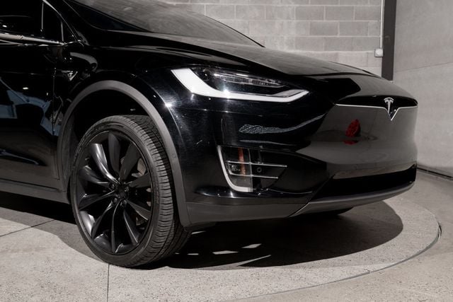 2020 Tesla Model X Long Range Plus AWD - 23072654 - 28