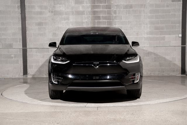 2020 Tesla Model X Long Range Plus AWD - 23072654 - 2