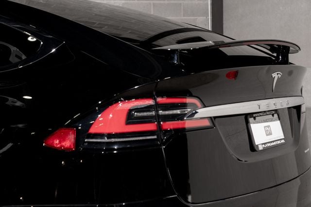 2020 Tesla Model X Long Range Plus AWD - 23072654 - 30