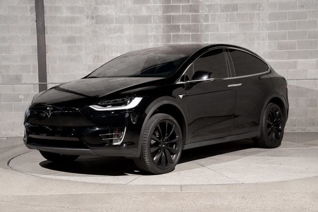 2020 Tesla Model X Long Range Plus AWD - 23072654 - 4