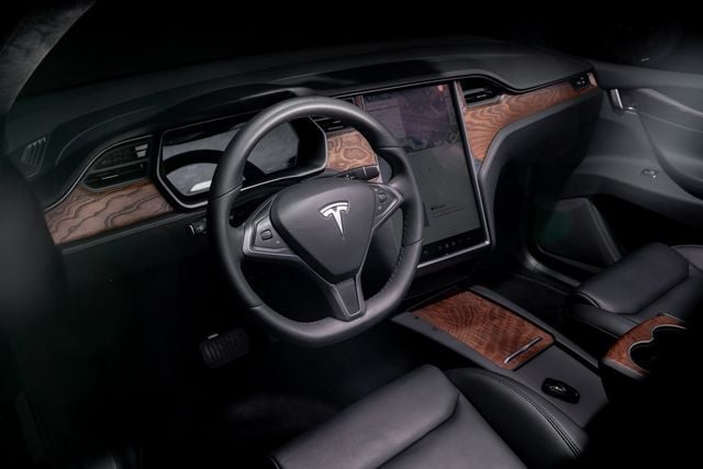2020 Tesla Model X Long Range Plus AWD - 23072654 - 8