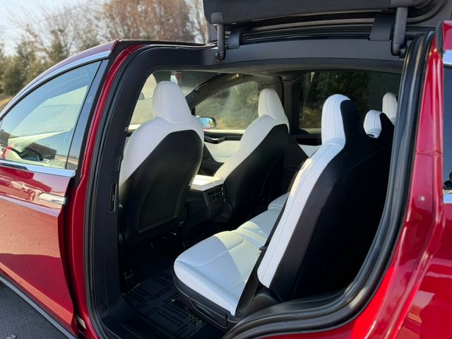2020 Tesla Model X Long Range Plus AWD - 22978663 - 16
