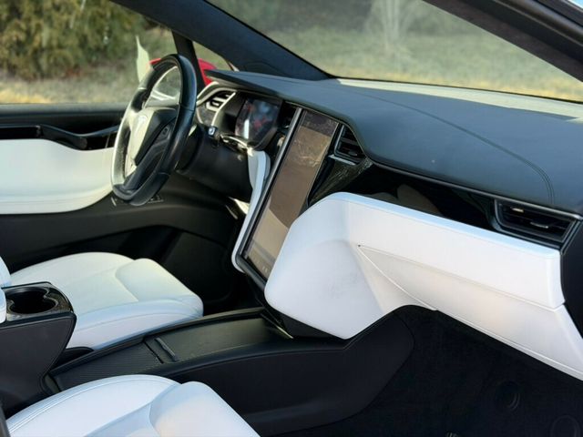 2020 Tesla Model X Long Range Plus AWD - 22978663 - 23
