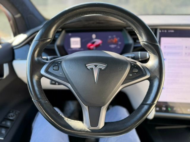 2020 Tesla Model X Long Range Plus AWD - 22978663 - 24