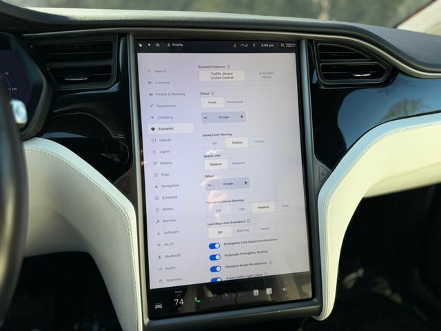 2020 Tesla Model X Long Range Plus AWD - 22978663 - 30