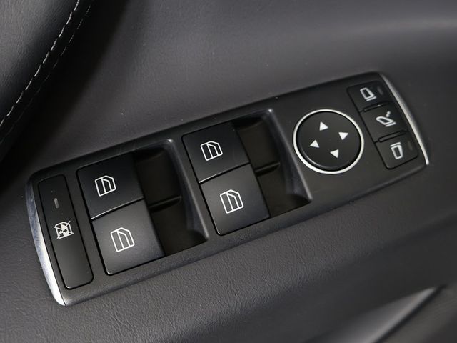 2020 Tesla Model X Long Range Plus AWD - 22949536 - 34