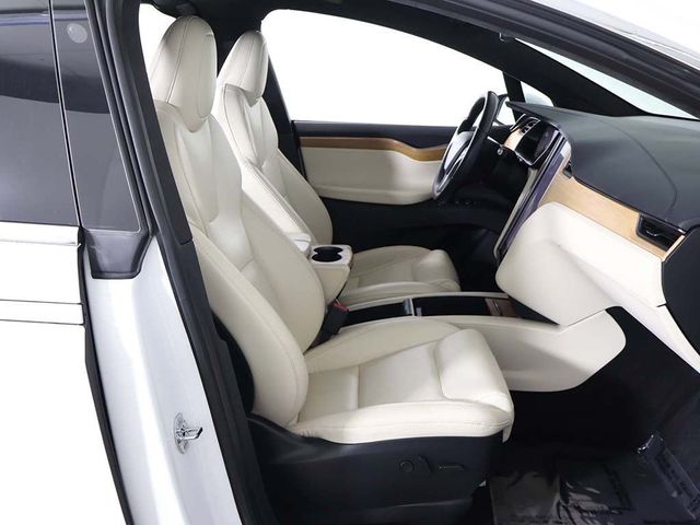 2020 Tesla Model X Long Range Plus AWD - 23058507 - 32