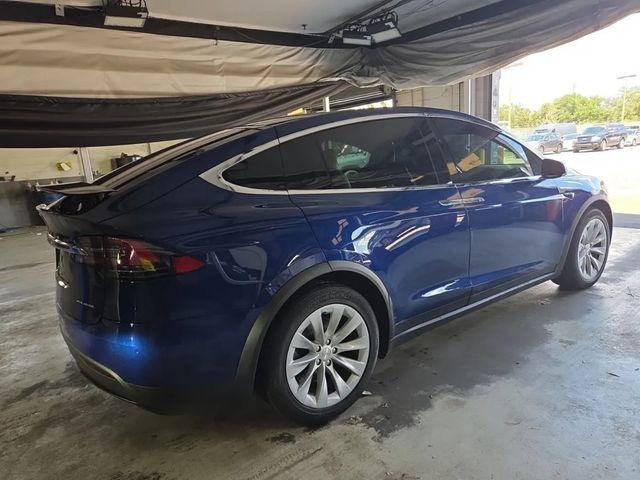 2020 Tesla Model X Long Range Plus AWD - 23068527 - 3