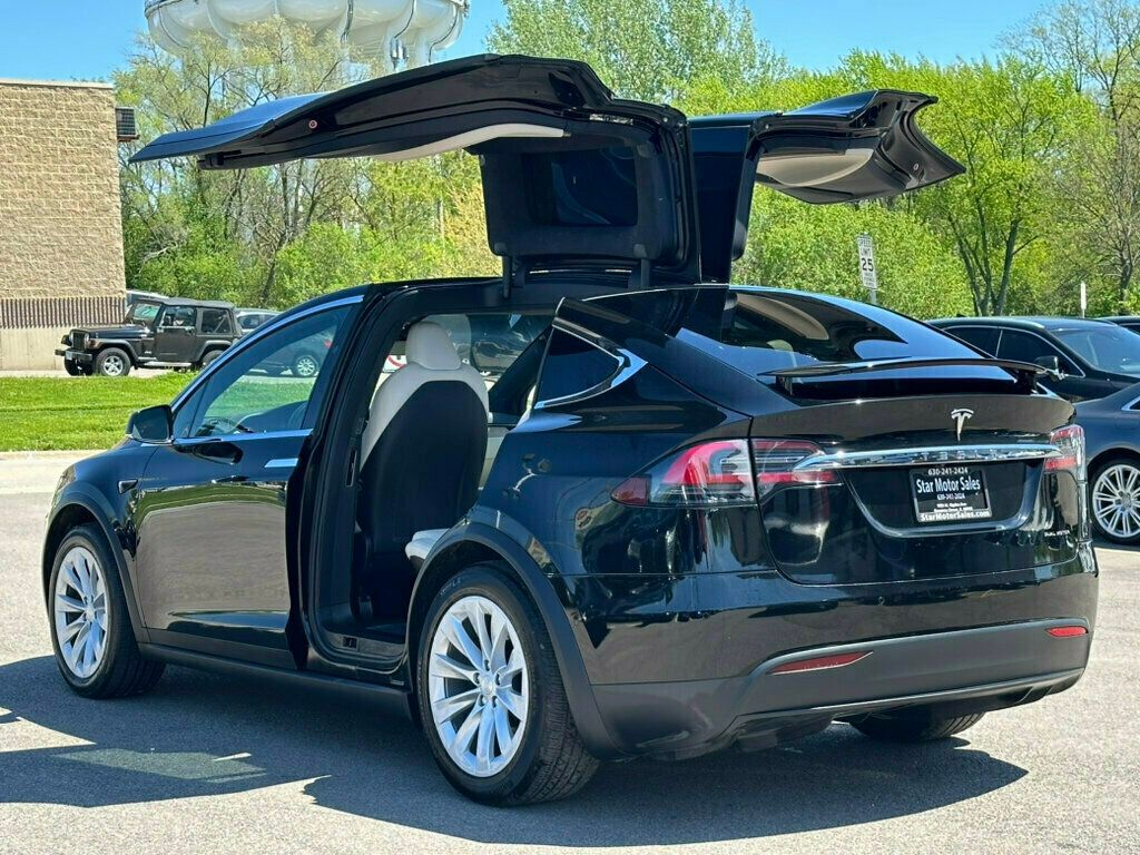 2020 Tesla Model X Long Range Plus AWD - 22418213 - 10