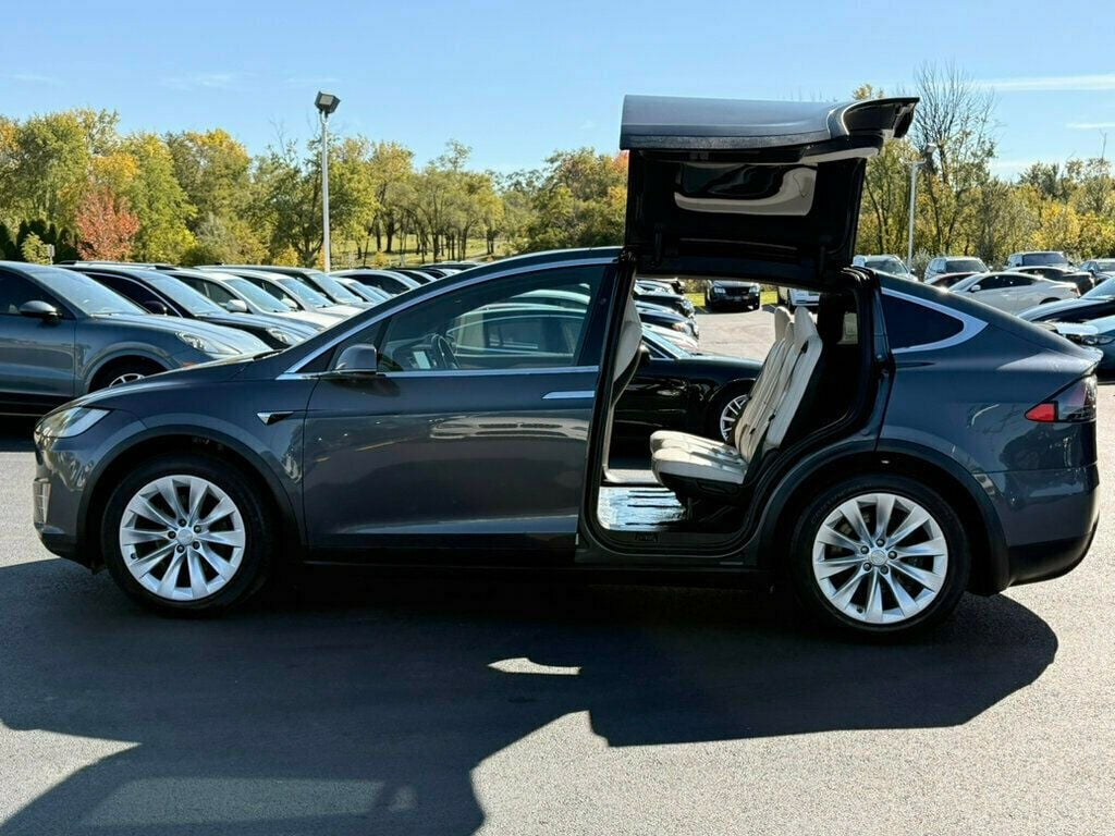 2020 Tesla Model X Long Range Plus AWD - 22631766 - 20