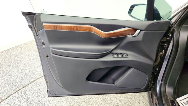 2020 Tesla Model X Long Range Plus AWD w/ 22'' Onyx Black Wheels - 23006263 - 10