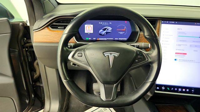 2020 Tesla Model X Long Range Plus AWD w/ 22'' Onyx Black Wheels - 23054400 - 11