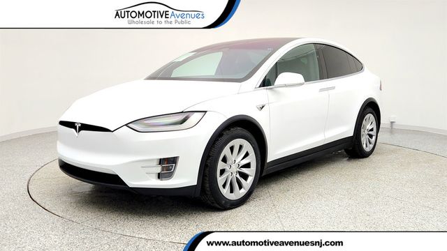 2020 Tesla Model X Long Range Plus AWD w/ 6 Seat Interior & 20'' Slipstream Wheels - 22975536 - 0