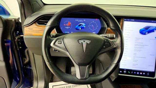 2020 Tesla Model X Long Range Plus AWD w/ 7-Seat Interior - 23083379 - 11