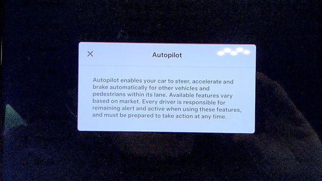 2020 Tesla Model X Long Range Plus AWD with 20'' Slipstream Wheels (351-mile range) - 22979696 - 14