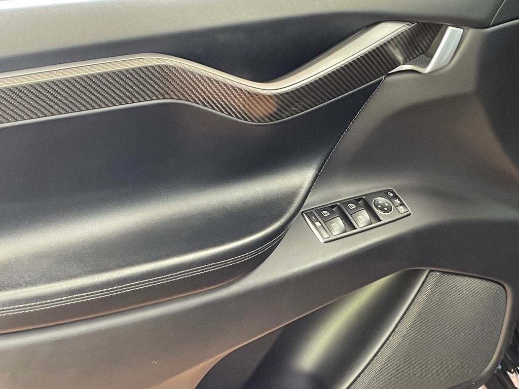 2020 Tesla Model X Performance photo 16