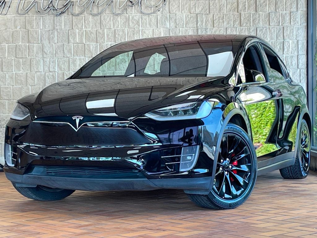 2020 Tesla Model X Performance photo 2