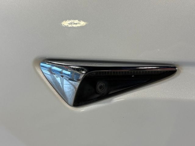 2020 Tesla Model X Performance AWD - 22976406 - 34
