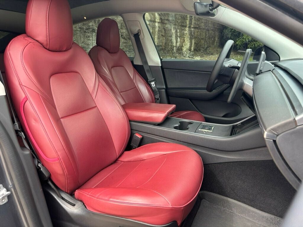 2020 Tesla Model Y Performance photo 5