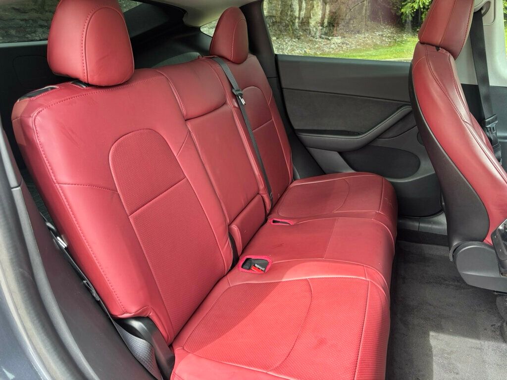 2020 Tesla Model Y Performance photo 11