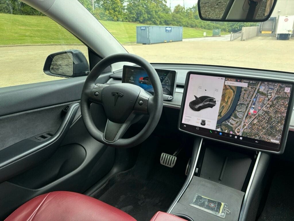 2020 Tesla Model Y Performance photo 15