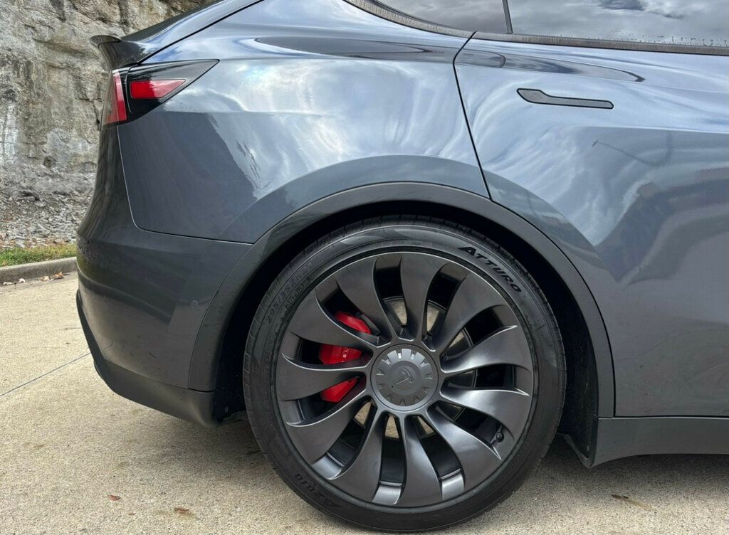 2020 Tesla Model Y Performance photo 26