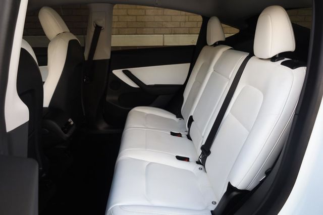2020 Tesla Model Y Long Range - 23035527 - 19