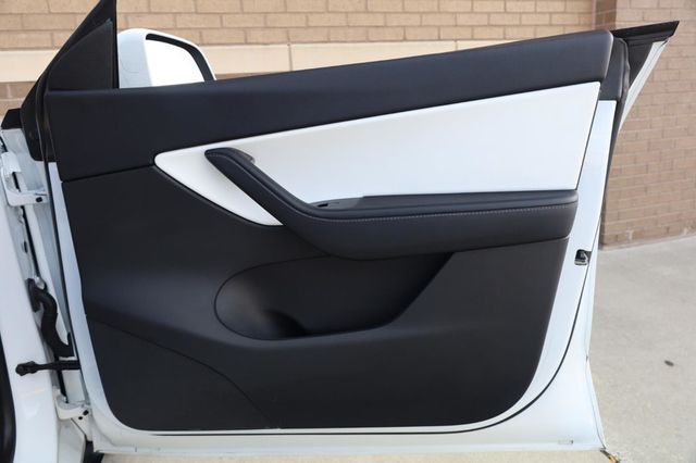 2020 Tesla Model Y Long Range - 23035527 - 26