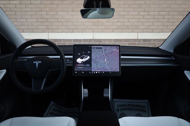 2020 Tesla Model Y Long Range - 23035527 - 30