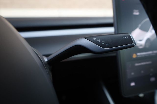 2020 Tesla Model Y Long Range - 23035527 - 35