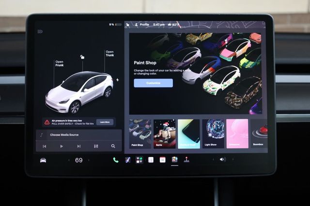 2020 Tesla Model Y Long Range - 23035527 - 46