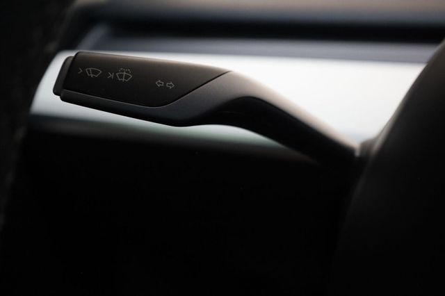 2020 Tesla Model Y Long Range - 23085918 - 29