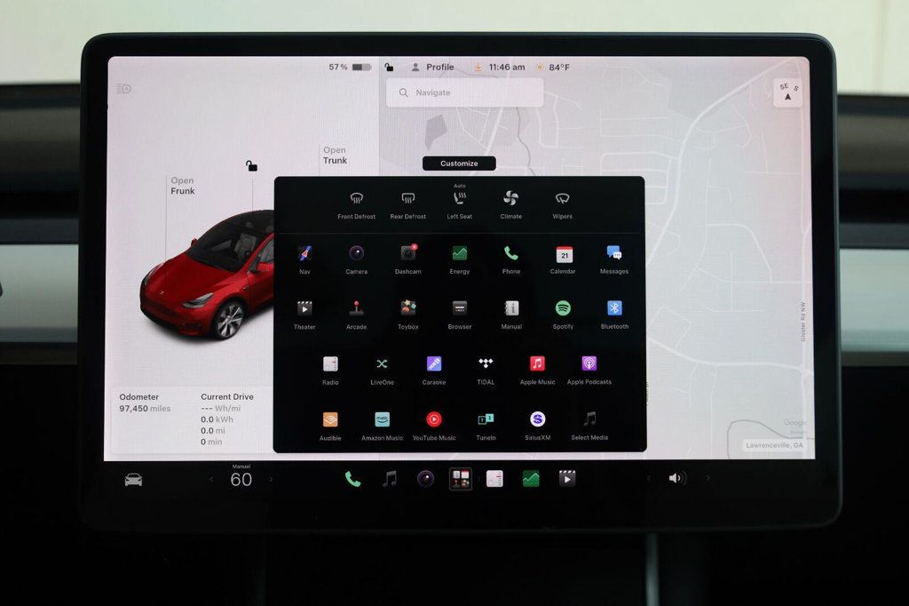 Tesla Model Y photo 38