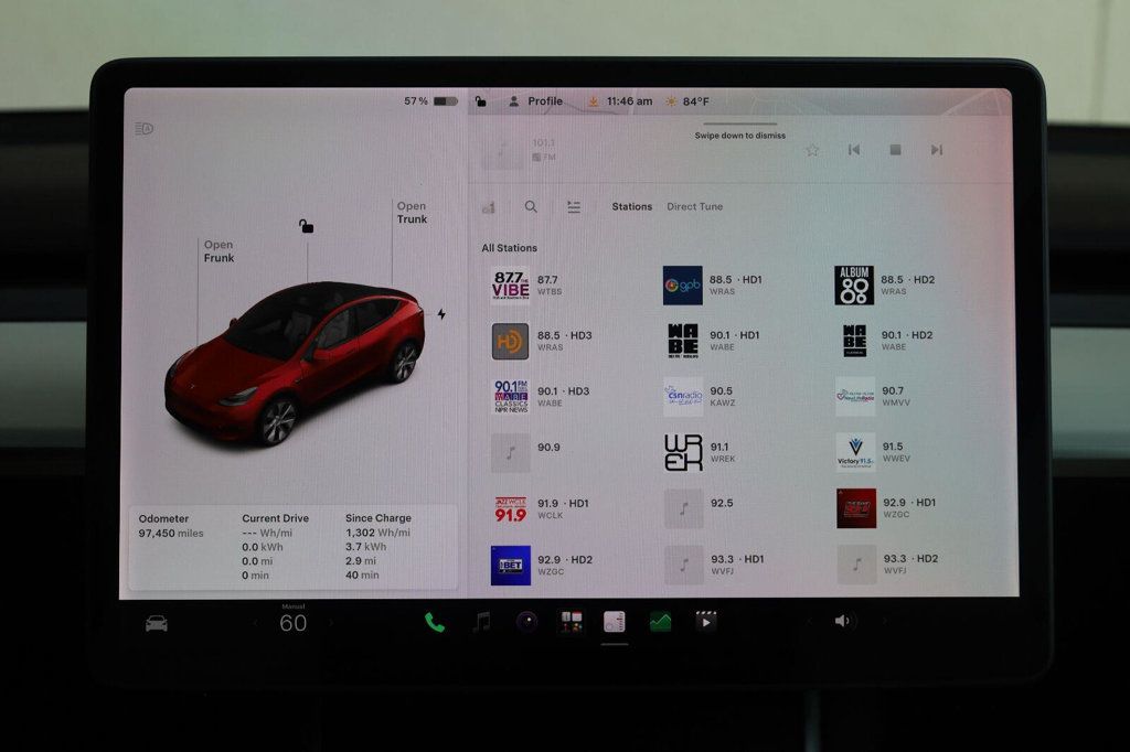 Tesla Model Y photo 39