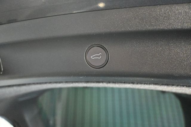 2020 Tesla Model Y Long Range AWD - 23075786 - 16