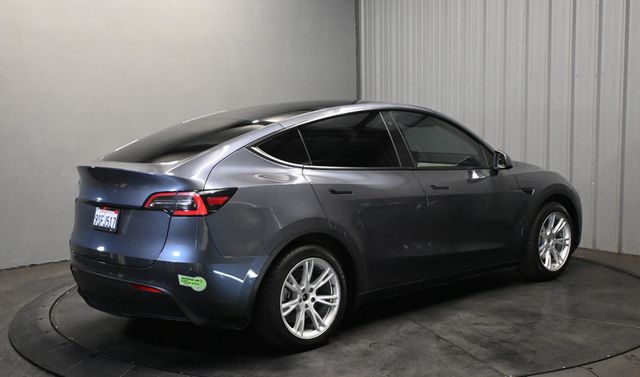 2020 Tesla Model Y Long Range AWD - 23075786 - 4
