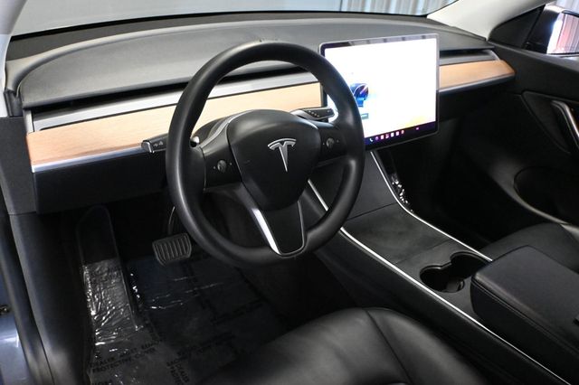 2020 Tesla Model Y Long Range AWD - 23075786 - 8