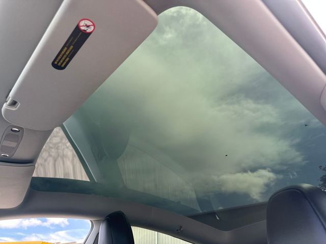 2020 Tesla Model Y Long Range AWD - 22993817 - 18