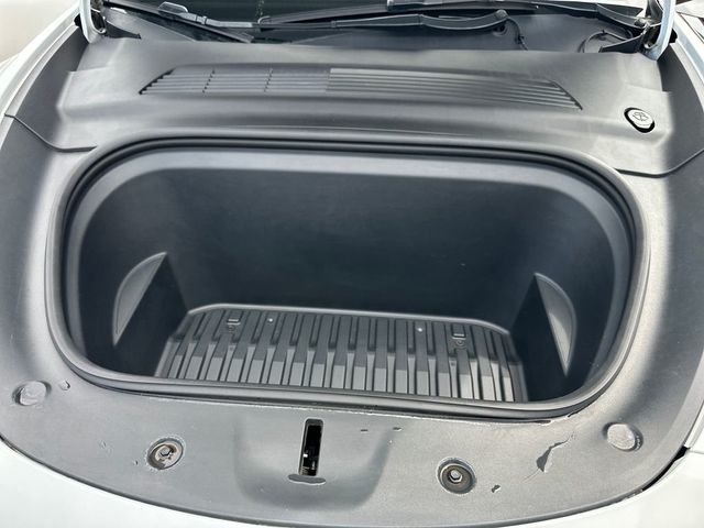 2020 Tesla Model Y Long Range AWD - 23003789 - 16