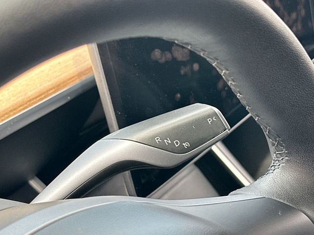 2020 Tesla Model Y Long Range AWD - 23003789 - 18