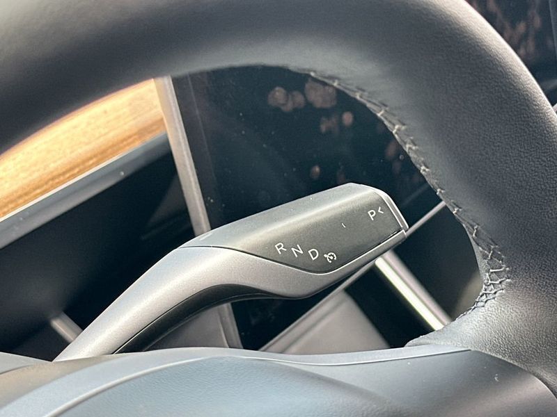 2020 Tesla Model Y Long Range AWD - 23003789 - 18