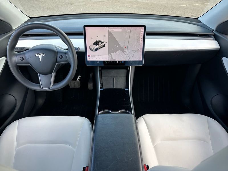 2020 Tesla Model Y Long Range AWD - 23023337 - 12