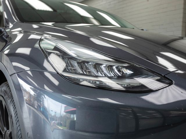 2020 Tesla Model Y Long Range AWD - 22981193 - 10