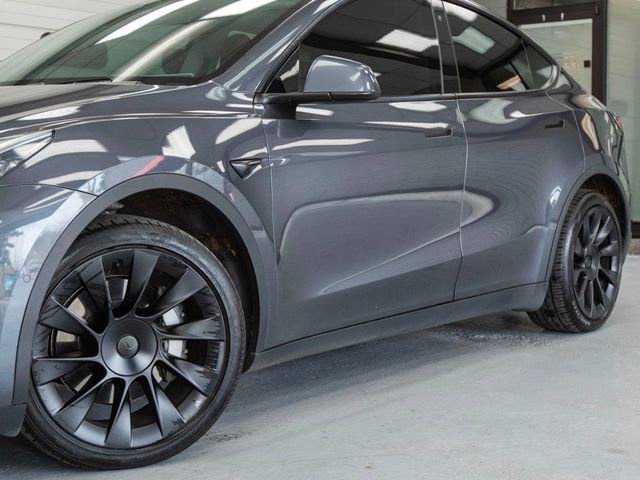 2020 Tesla Model Y Long Range AWD - 22981193 - 13