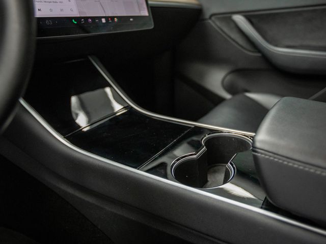 2020 Tesla Model Y Long Range AWD - 22981193 - 20