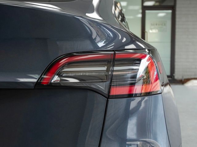 2020 Tesla Model Y Long Range AWD - 22981193 - 27