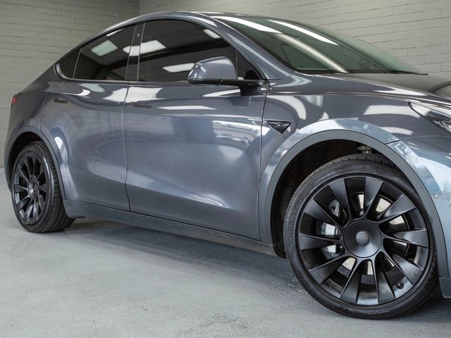 2020 Tesla Model Y Long Range AWD - 22981193 - 8
