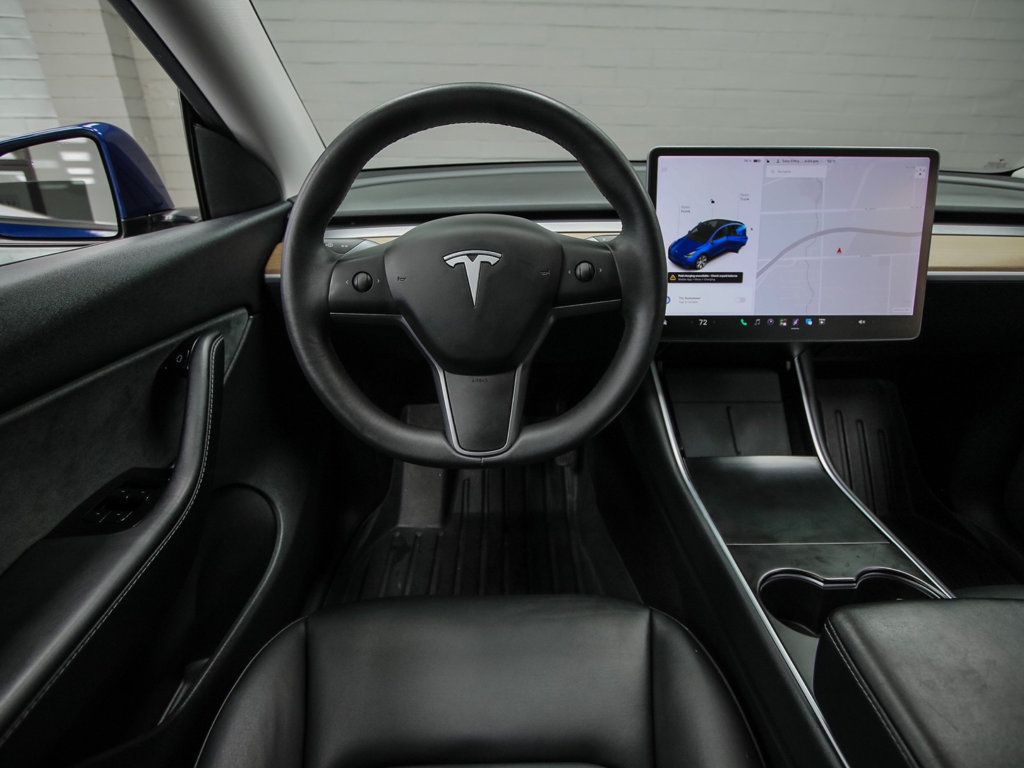 Tesla Model Y photo 15