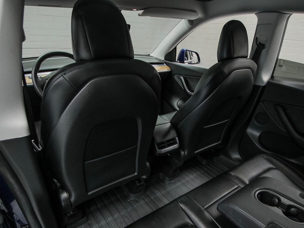 Tesla Model Y photo 22