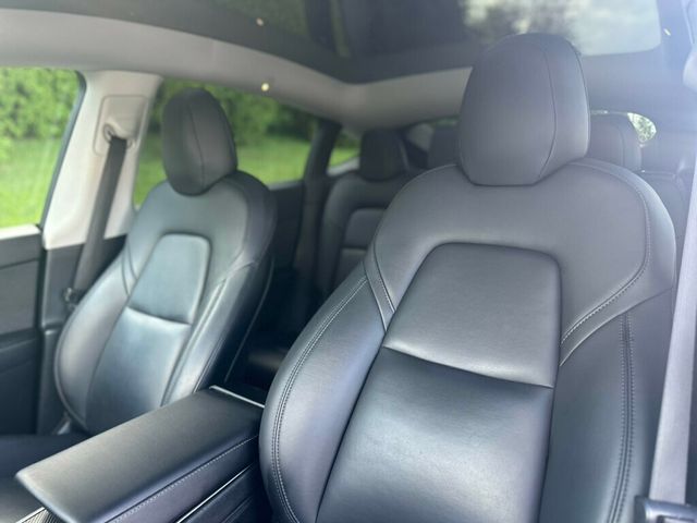 2020 Tesla Model Y Long Range AWD - 22901587 - 12